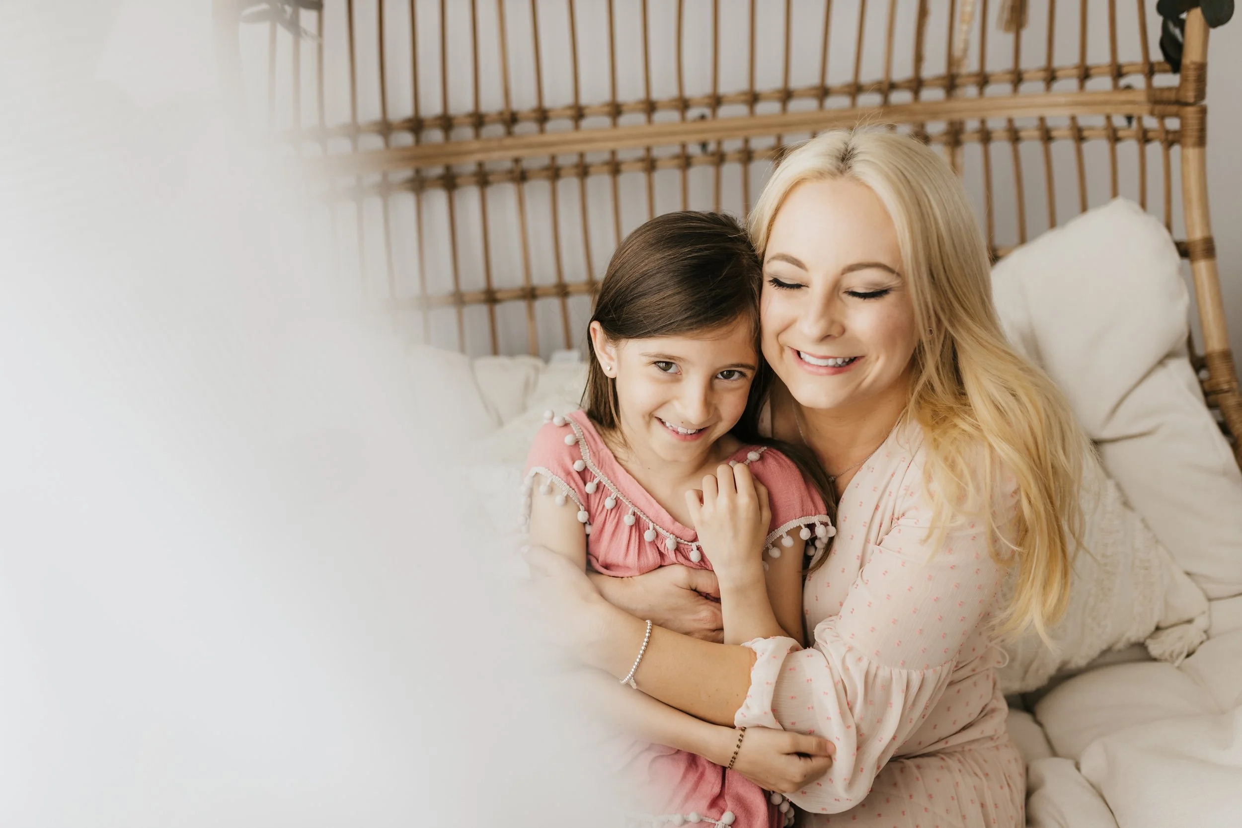 motherhood session, mothers day, mom child, mommy and me sessions, mini sessions near me, boho sessions, motherhood photo sessions, photographers near me, pittsburgh