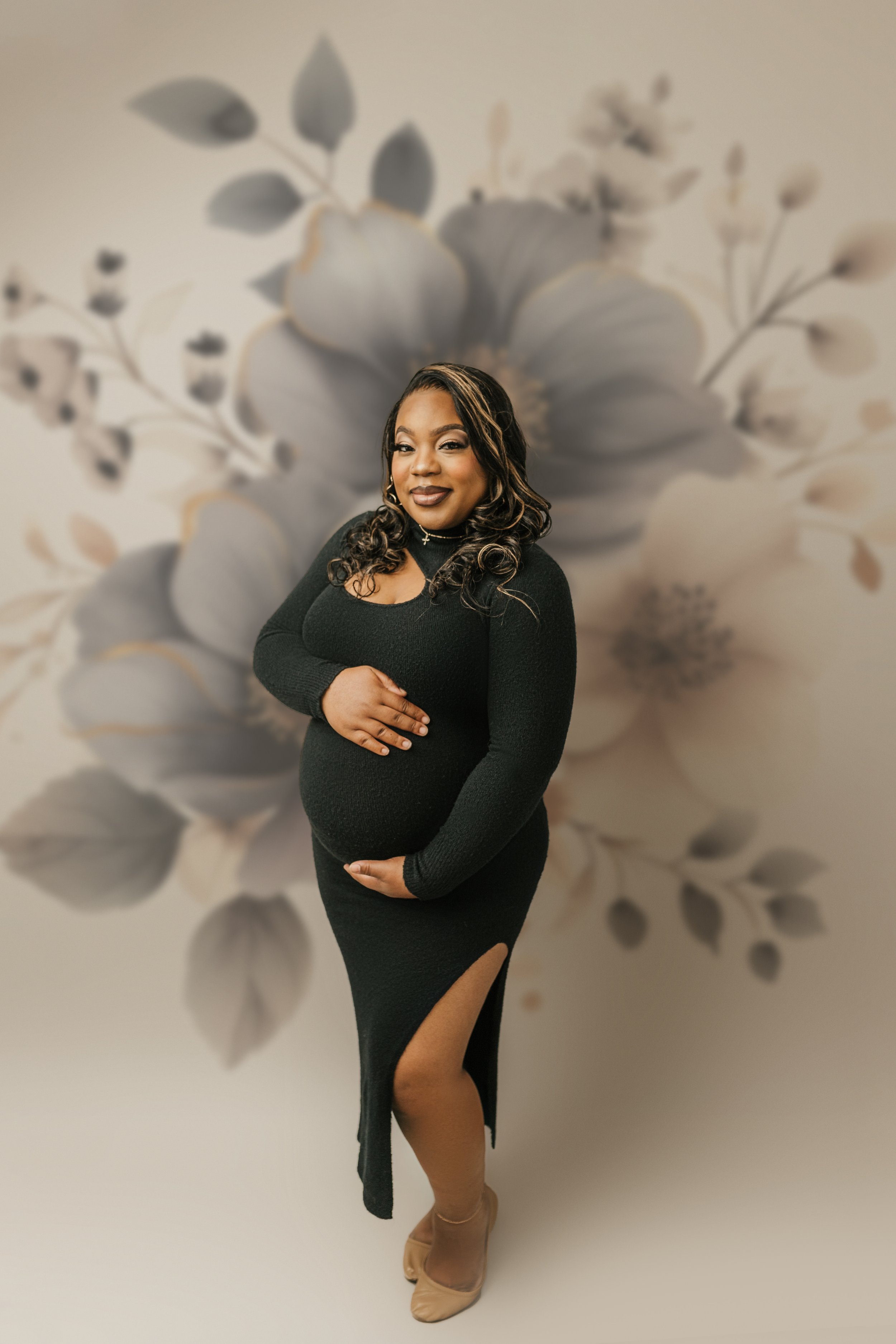 maternity in pittsburgh, studio maternity, pregnancy announcement, pittsburgh photographer maternity, maternity photographer, best maternity photographer pittsburgh, maternity photographer near me, North Huntingdon maternity photographer, Irwin mater