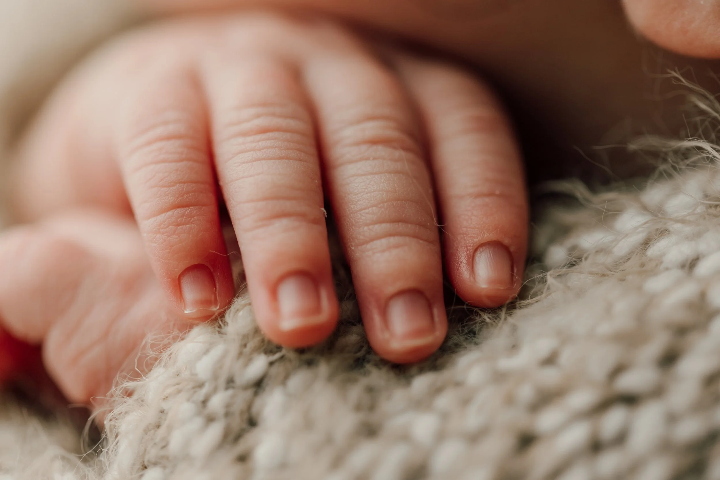 newborn pictures pittsburgh, newborn photography pittsburgh, pittsburgh newborn photographer, baby wrapped pictures, newborn photos hospital, baby pictures, baby pictures pittsburgh