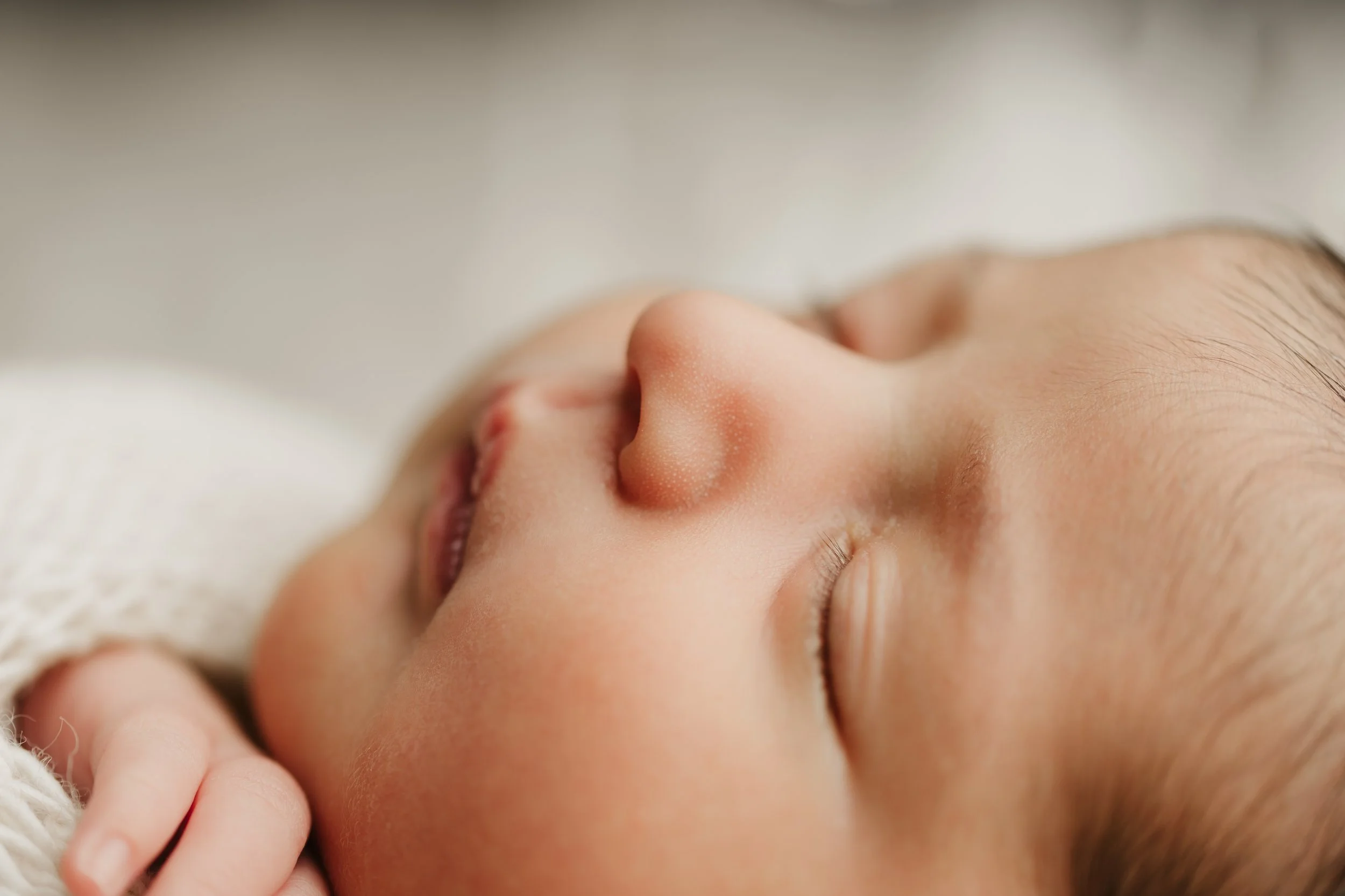 newborn pictures pittsburgh, newborn photography pittsburgh, pittsburgh newborn photographer, baby wrapped pictures, newborn photos hospital, baby pictures, baby pictures pittsburgh