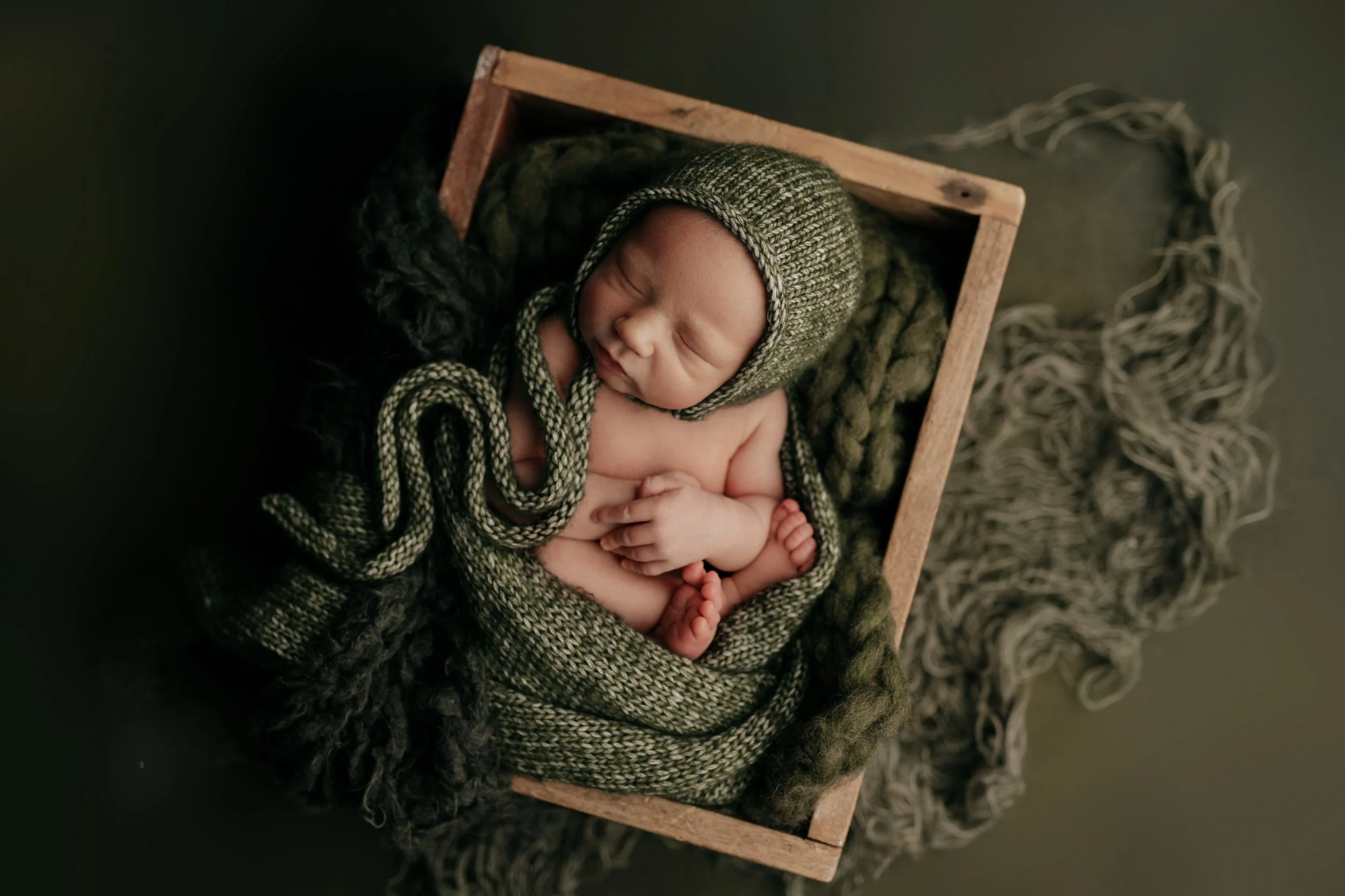 newborn pictures pittsburgh, newborn photography pittsburgh, pittsburgh newborn photographer, baby wrapped pictures, newborn photos hospital, baby pictures, baby pictures pittsburgh