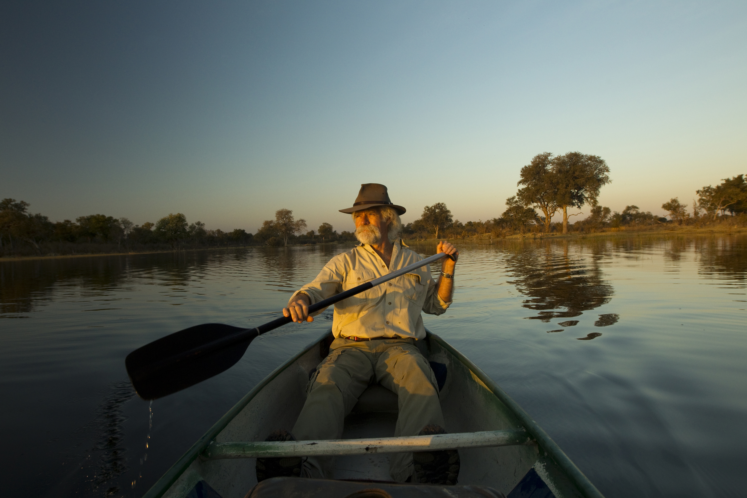 Canoe on Selinda Spillway looking for Elephants_Selinda Reserve_Botswana_BJoubert9026.jpg