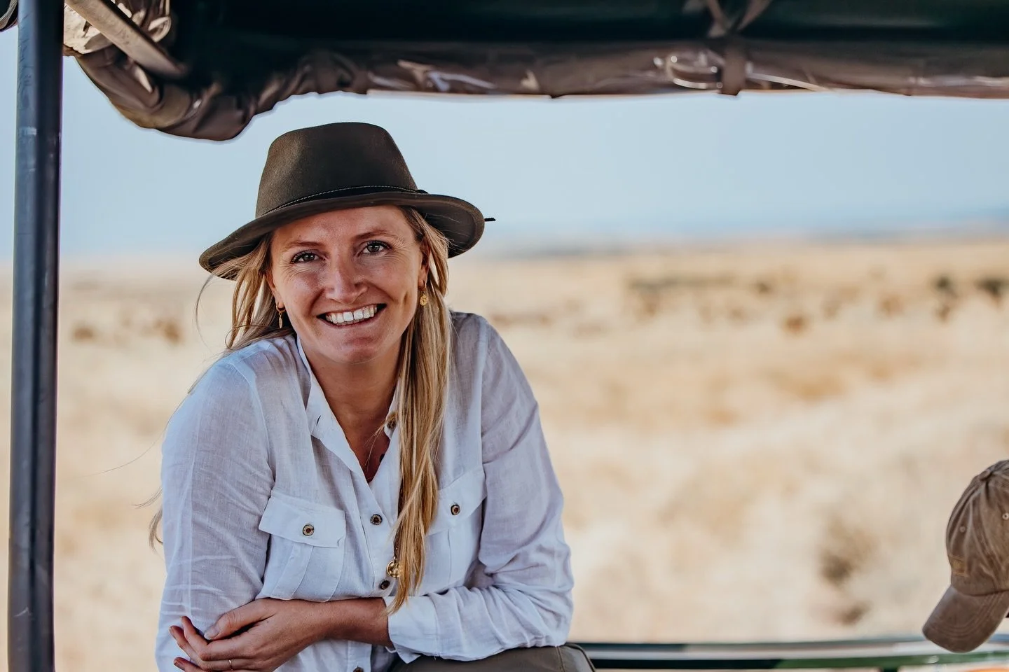 The lovely Georgie, spending some time out on the plains of Kenya.
d&amp;b Clothing: Ladies Bell Mandarin Shirt in White.
Model: @georgiehex 
Photographer: @buluu.poppy 
Kenya: @greatplainsconservation Mara Toto Treehouse
#DressToExplore
.
.
.
#fashi