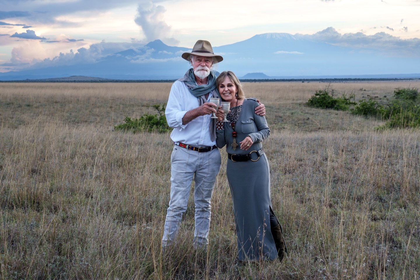 Happy New Year!!!
d&amp;b Clothing: Amelia Knit Dress in Olive, Charlotte Giraffe Mesh Top in Grey.
Model: @dereckjoubert @beverlyjoubert
Kenya: @greatplainsconservation Ol Donyo Lodge
#DressToExplore