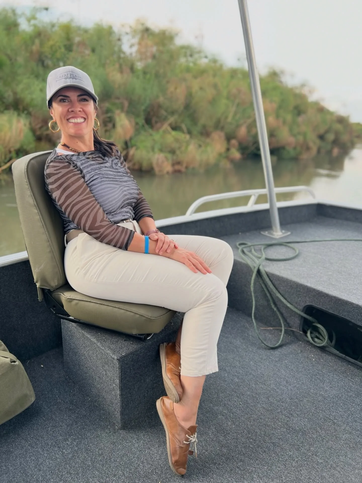 The stunning Eluisa, showing off our Charlotte Zebra Mesh Top at Sitatunga Private Island&hellip;
d&amp;b Clothing: Charlotte Zebra Mesh Top in Black
Model: @eluisadib 
Photographer: @kellybraby 
Botswana: @greatplainsconservation Sitatunga Private I