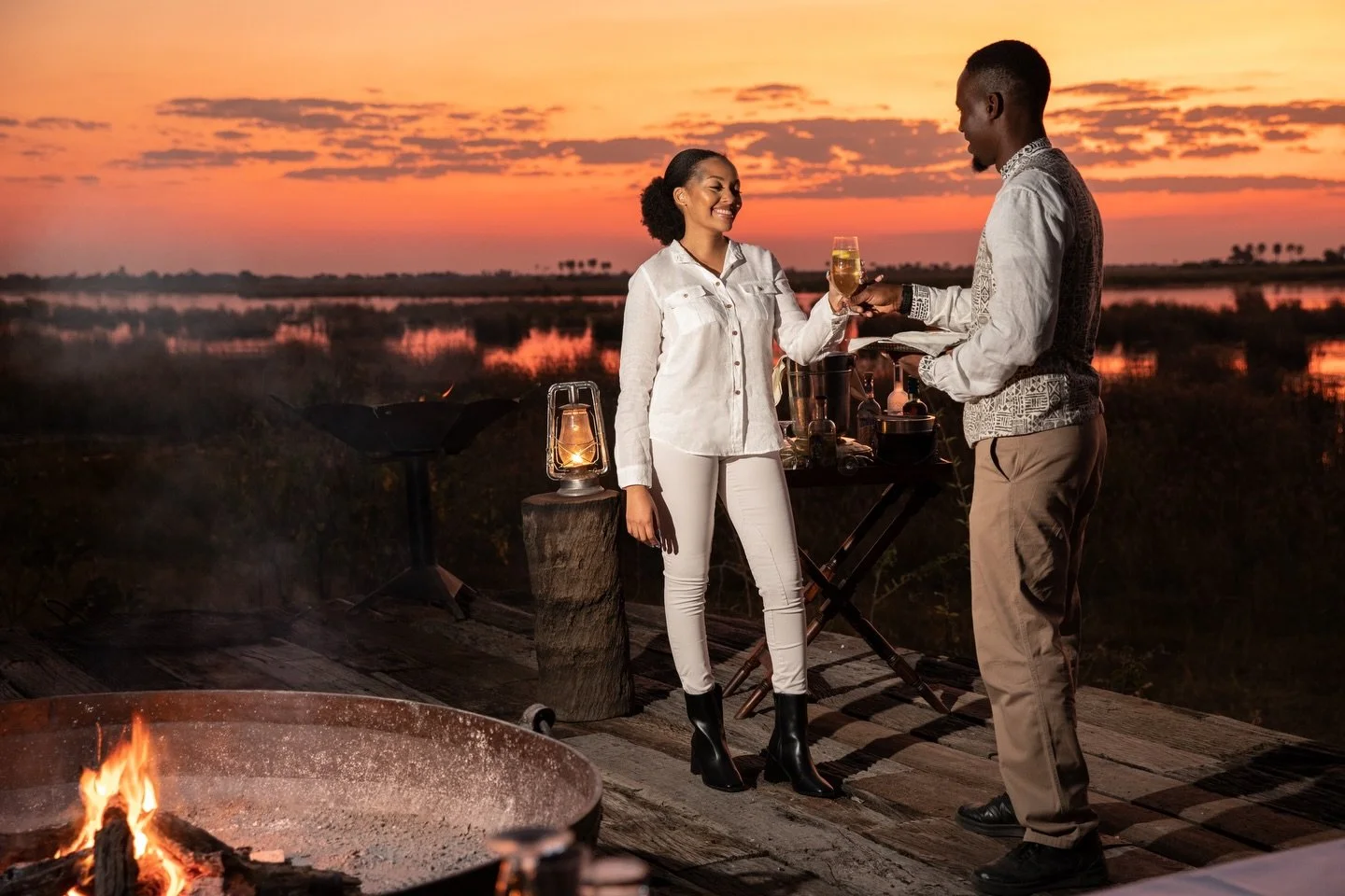 There is nothing quite like the Great Plains Conservation experience&hellip;
d&amp;b Clothing: Caddick Collar Shirt in White, Markham Stretch Jodhpurs in Rock
Model: @tyramolosi 
Photographer: @andrewhowardphoto 
Botswana: @greatplainsconservation Za
