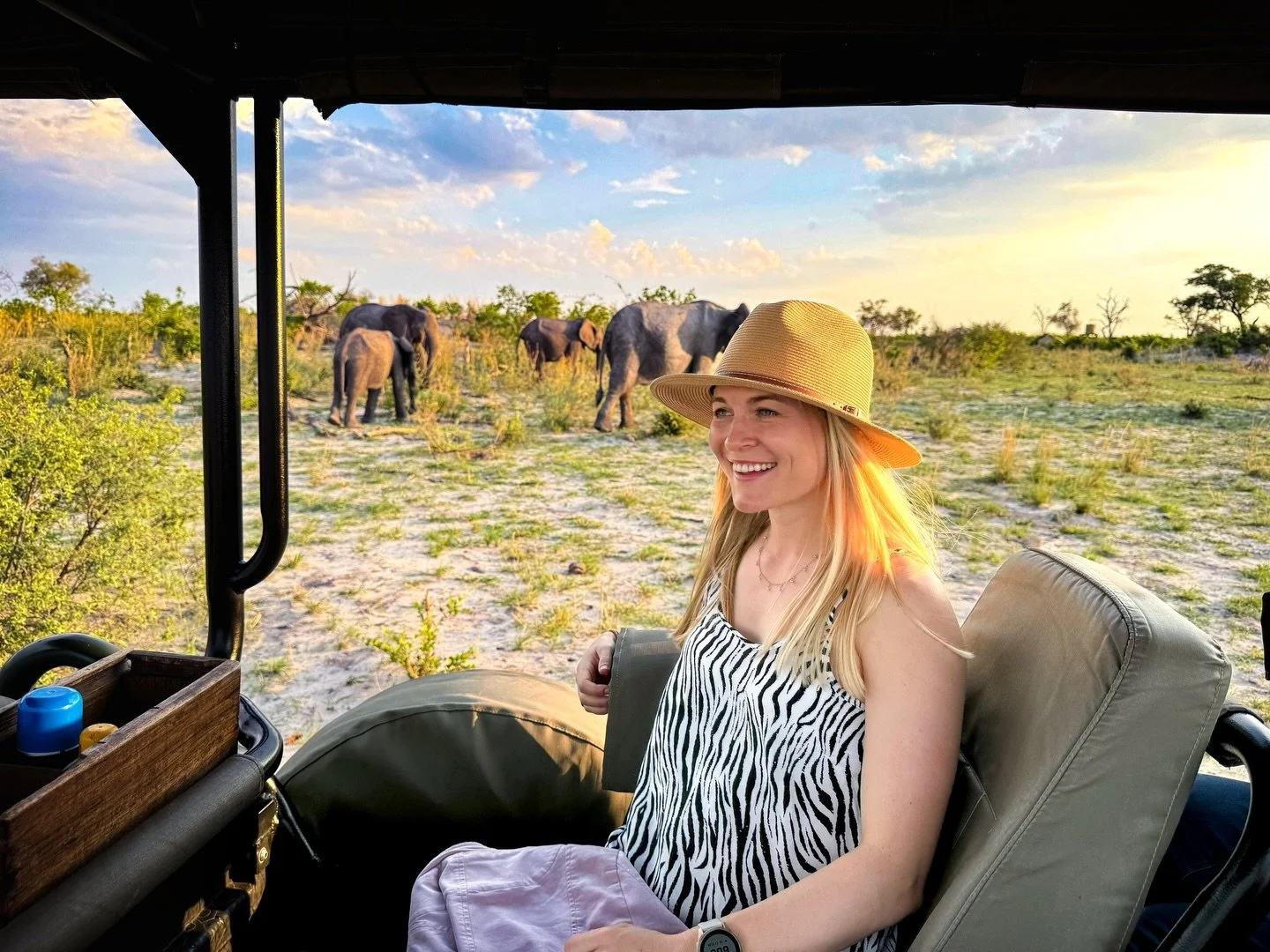 A special &ldquo;welcome to Botswana&rdquo; from the local residents&hellip;
d&amp;b Clothing: Cabra Vest Top in Zebra
Model: @kellybraby 
Botswana: @greatplainsconservation Selinda (Airstrip)
#DressToExplore