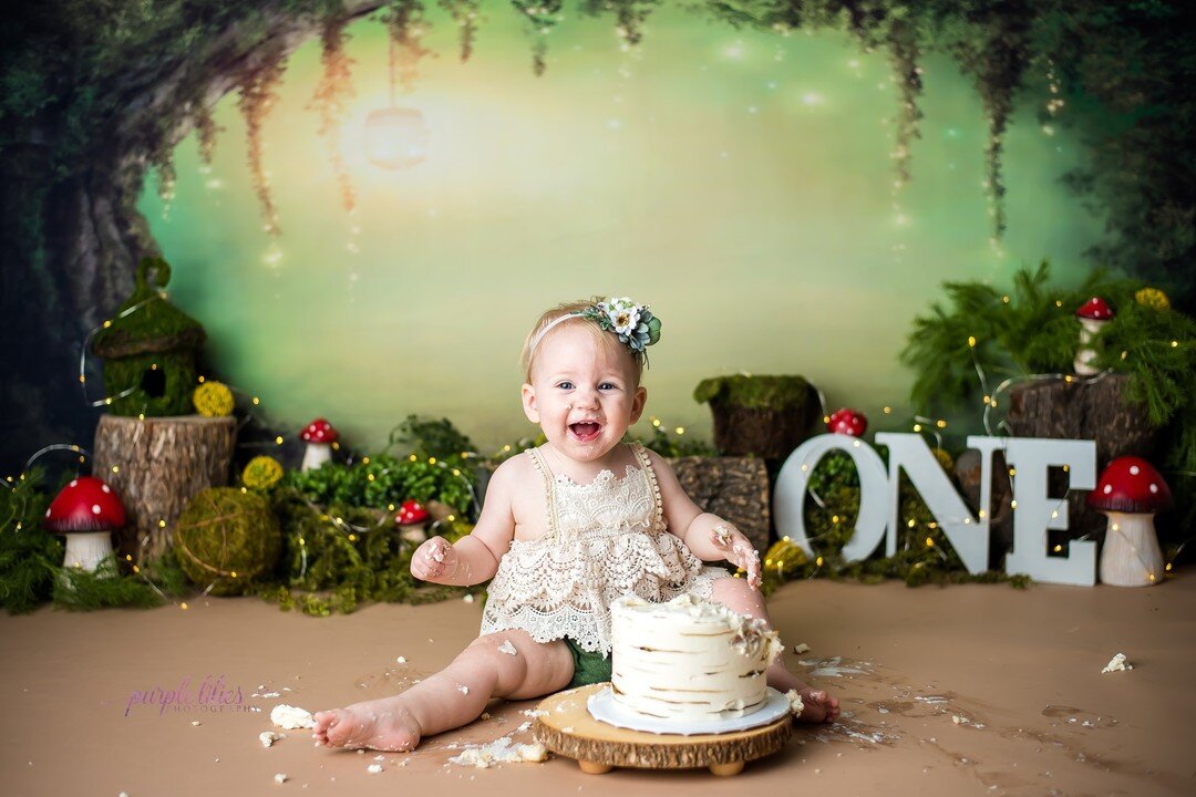 Miss H sure loved her cake!

 #flowermoundphotographer #cakesmashphotography #oneyearold #friscophotographer #dentonphotographer #dallasbabyphotographer #cakesmash #planophotographer #mckinneyphotographer #cakesmashsession #fairies #secretgarden #fai