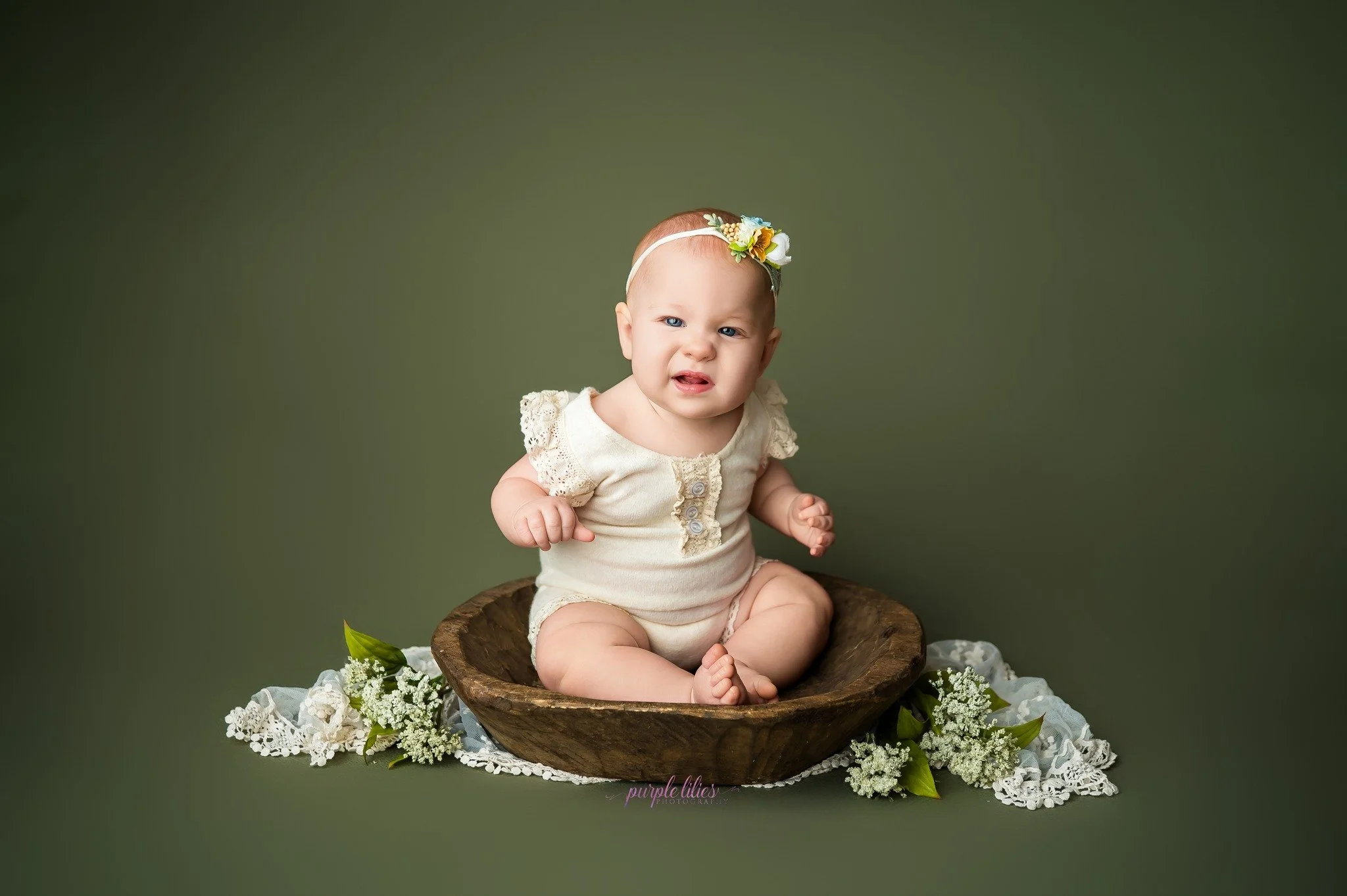 It's the nose scrunch for me 😍 #photographer #dentonphotographer #friscophotographer #dallasbabyphotographer #planophotographer #mckinneyphotographer #dfwphotographer #babyphotographer #growwithme #sittersession #mckinneybabyphotographer #babymilest