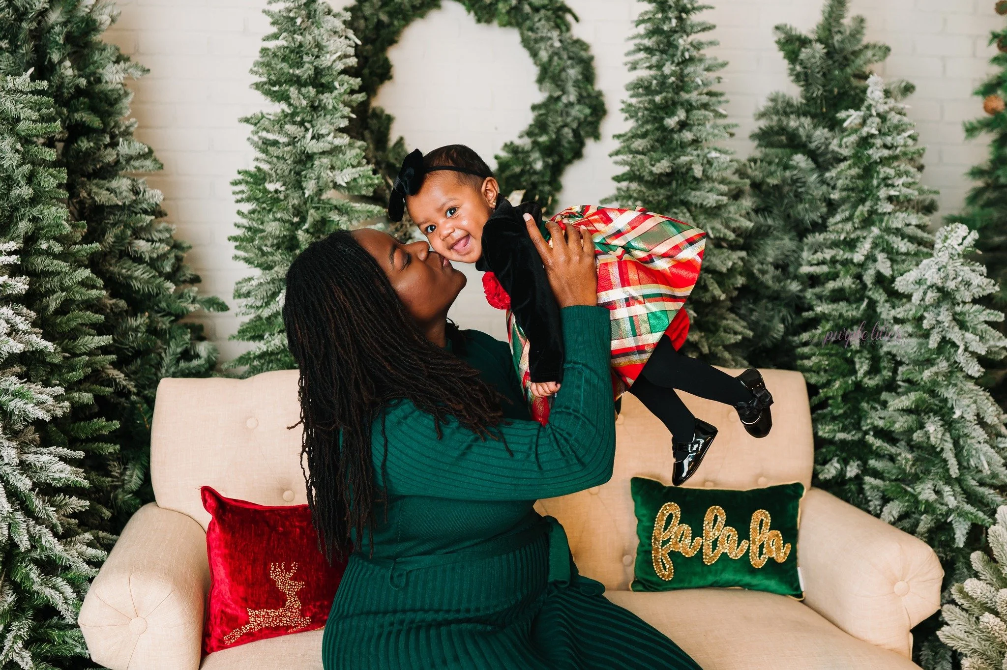 I have 3 spots available for THIS SATURDAY'S Studio Christmas Minis! It's your last chance!

Use code JOLLY at check out for a discount!

 #dfwfamilyphotographer #photographer #friscophotographer #dentonphotographer #mckinneyphotographer #planophotog