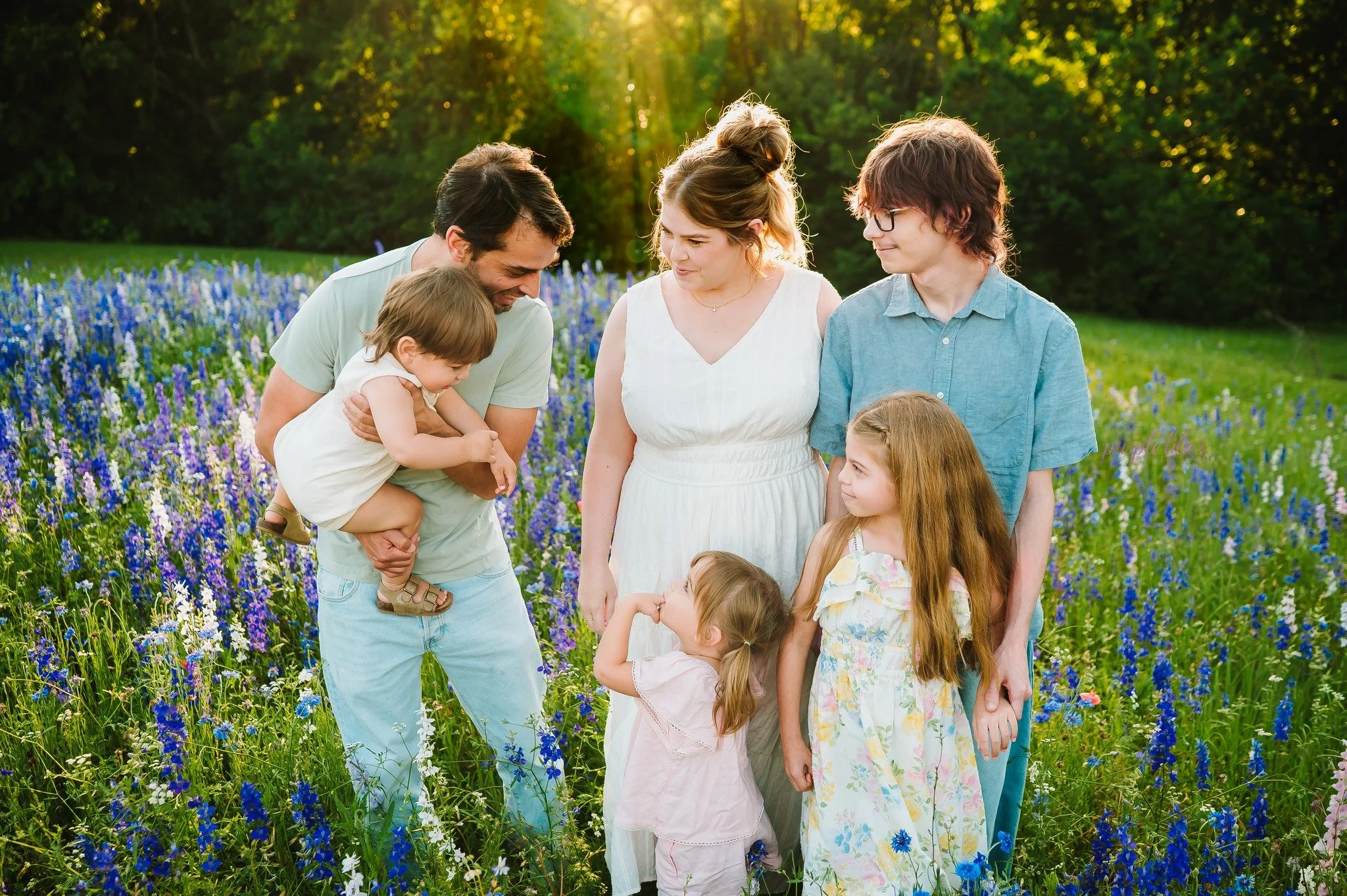 Had so much fun photographing this family. This is their second year on the wildflowers!

 #dfwphotographer #mckinneyphotographer #planophotographer #dentonphotographer #friscophotographer #photographer #dfwfamilyphotographer #dallasphotos #texaswild