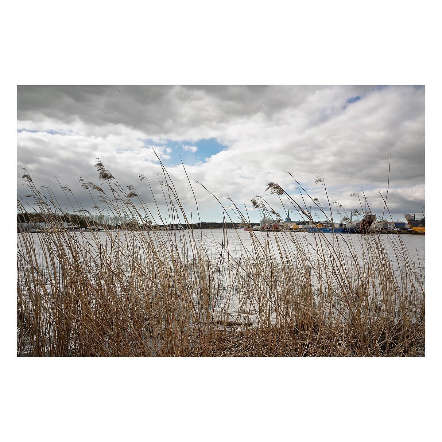#&aring;bo #turku #harbour #lightandshadow #light #shadowhunters #composition #photographer #photographylover #outofservicemag #architecturephotography #palepalmcollection #fromstreetswithlove #woofermagazine #erodedstreet #finearephotographer&nbsp;#