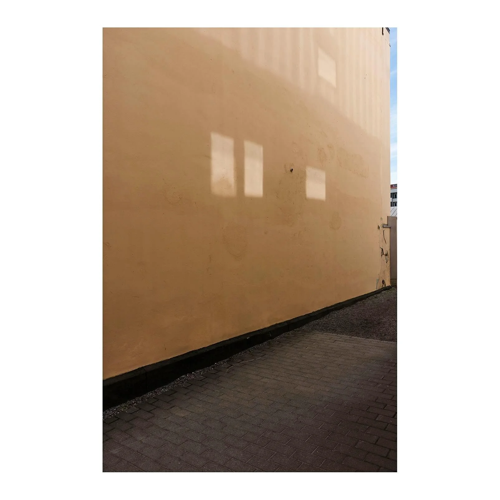 #reflection #window #shadow