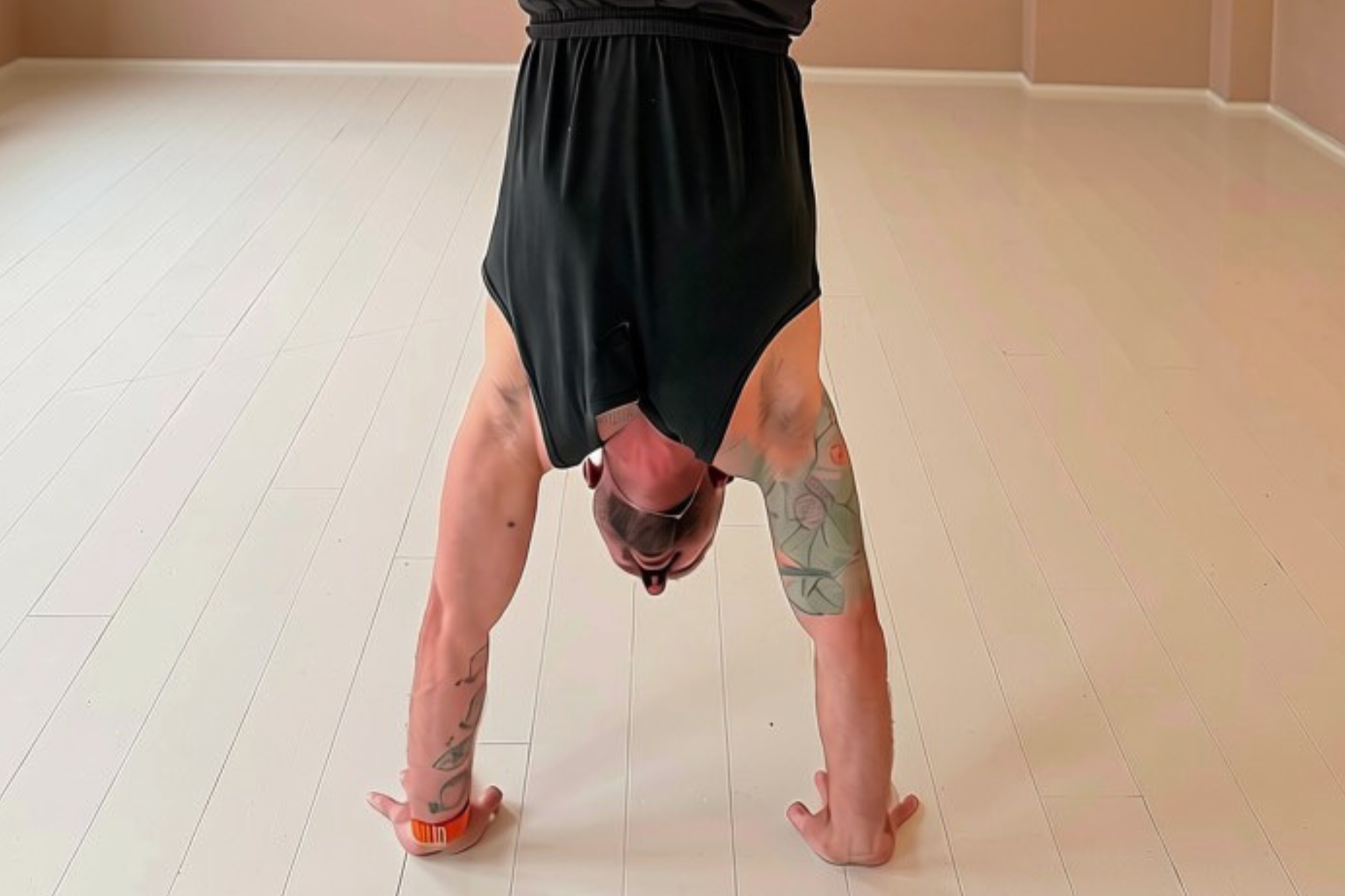 Handstand Workshop with Nicolai Boa