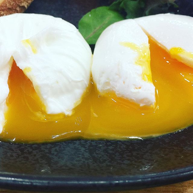 Some colourful yolk action from Redleaf Piccolo in Wahroonga Sydney #yolk #yolkporn #egg #eggs #breakfast #delicious #brunch #delicious #cafe #eat #tasty #wahroonga #sydneyfood #sydneyfoodblogger #sydney