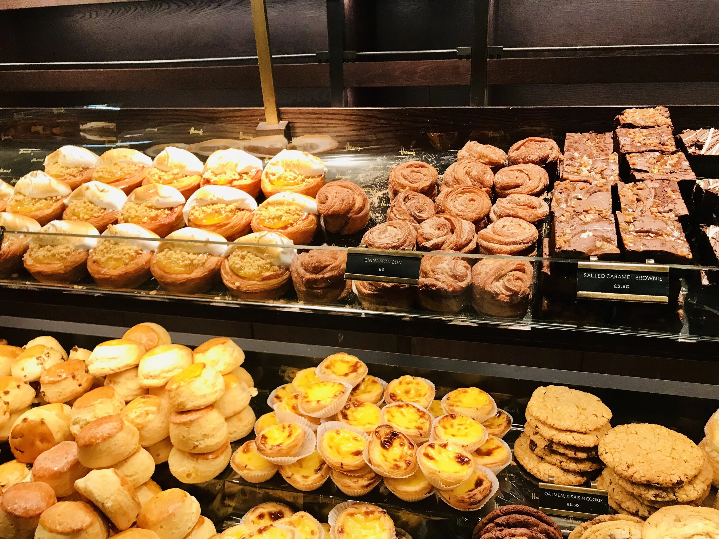 HARRODS FOOD HALL KNIGHTSBRIDGE, LONDON — Sir and M'lady Dine Out