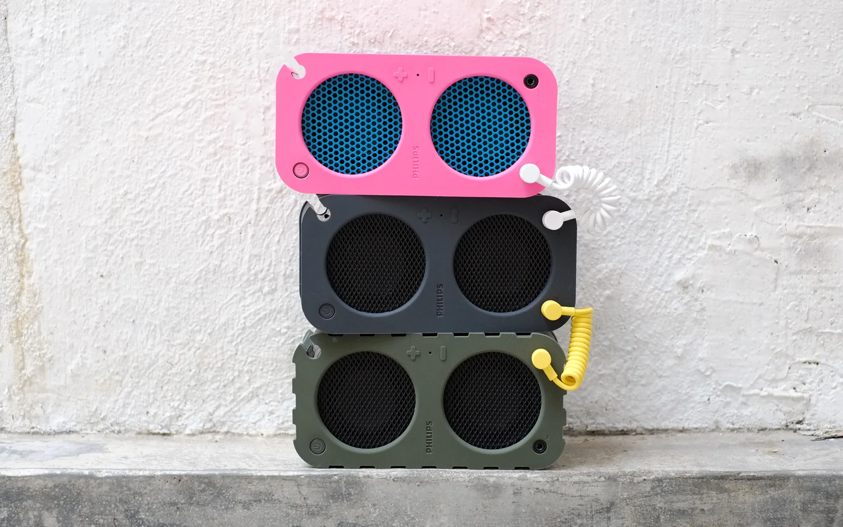 Philips / Audio / Portable Bluetooth speaker / SB5200