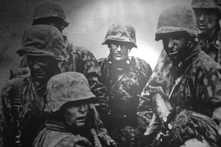 EasternFront_GermansFightingII.png