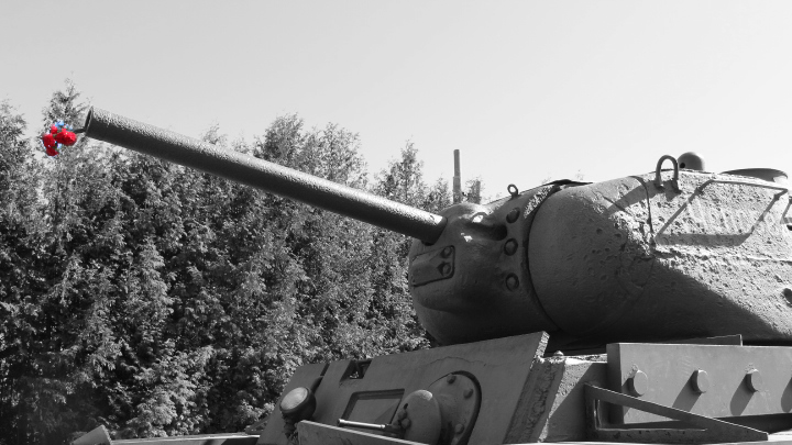 EasternFront_MoscowTank.png