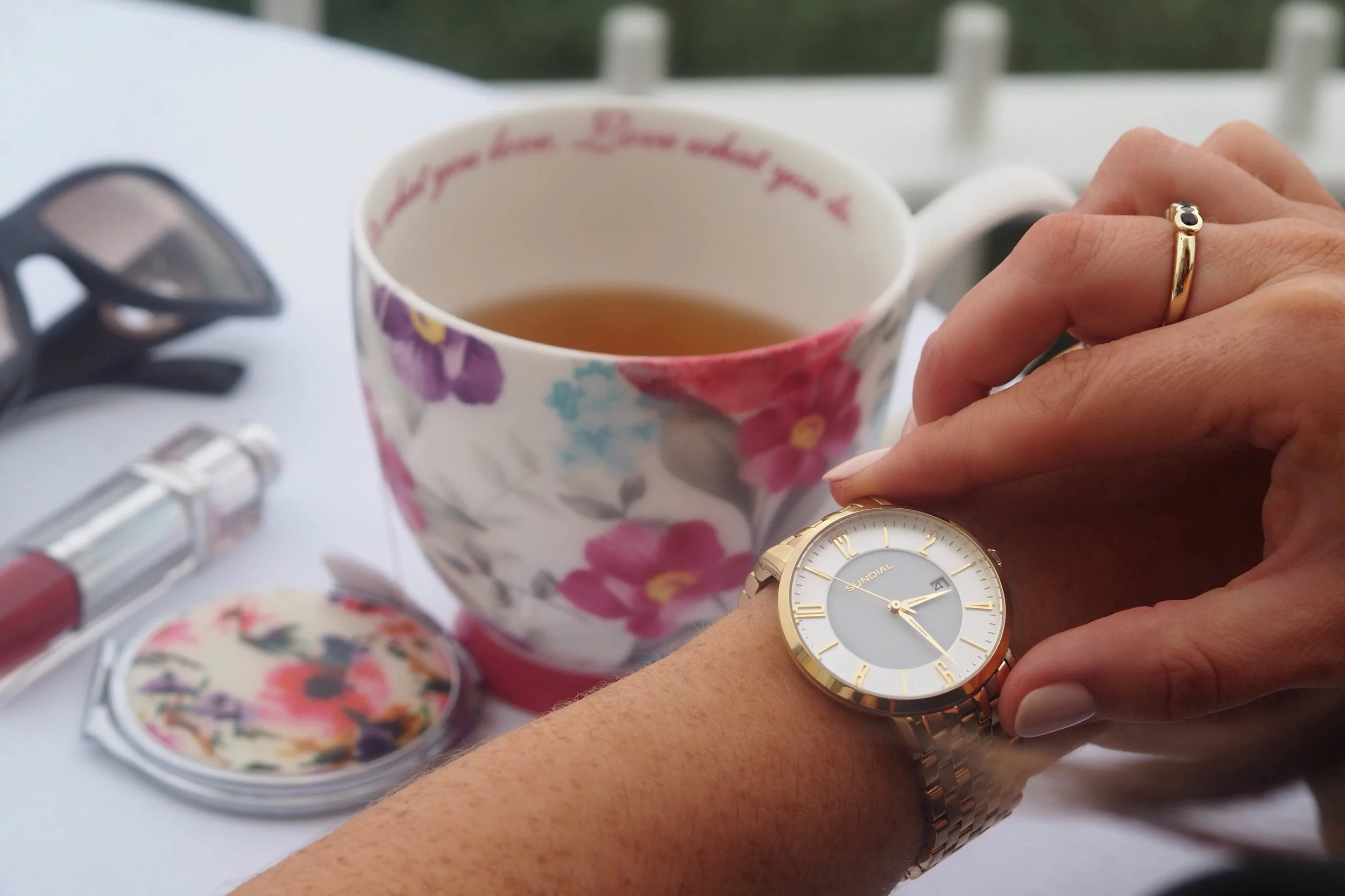 Sundial - Capture The Light 