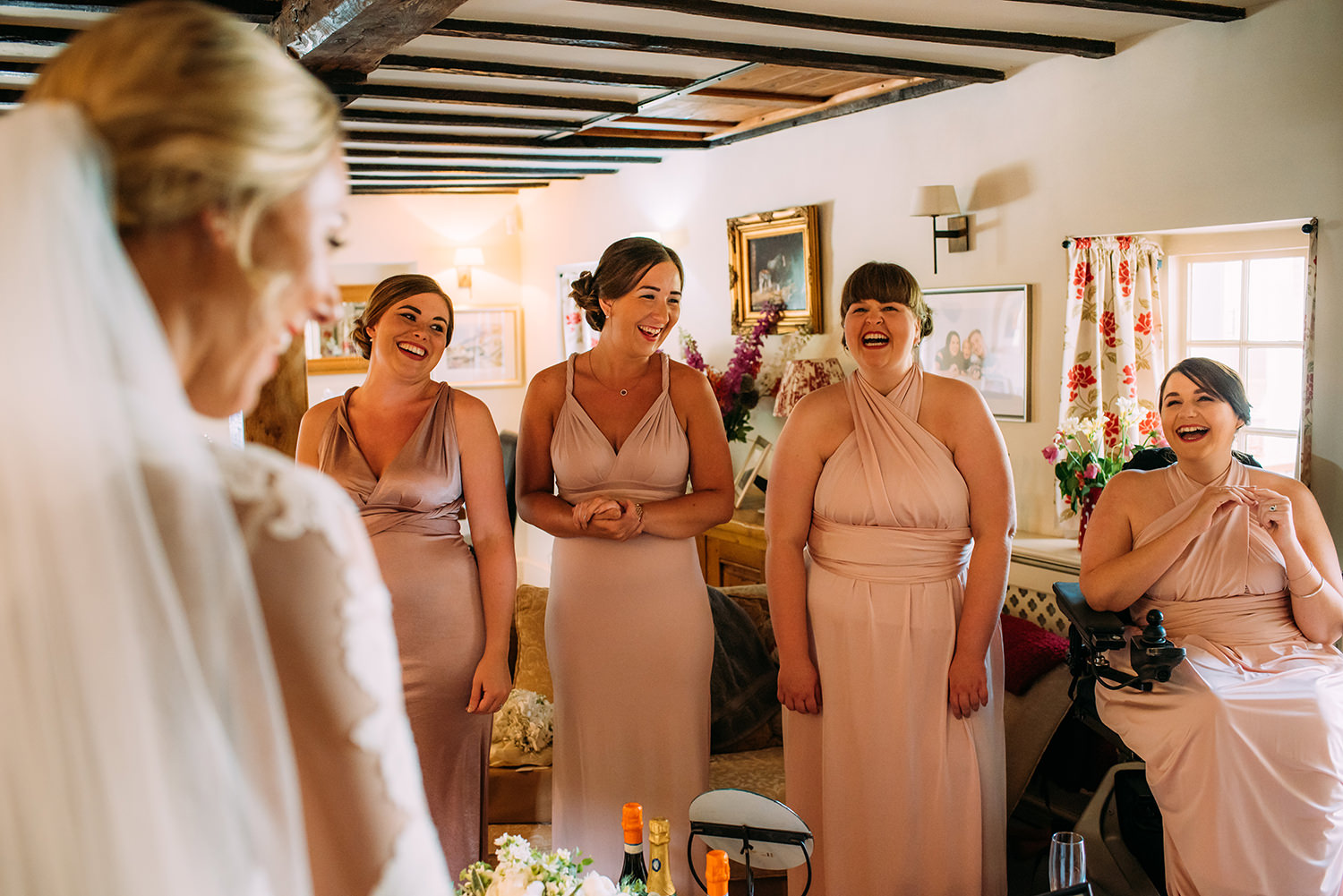  excited bridesmaids’s react to seeing Amy 