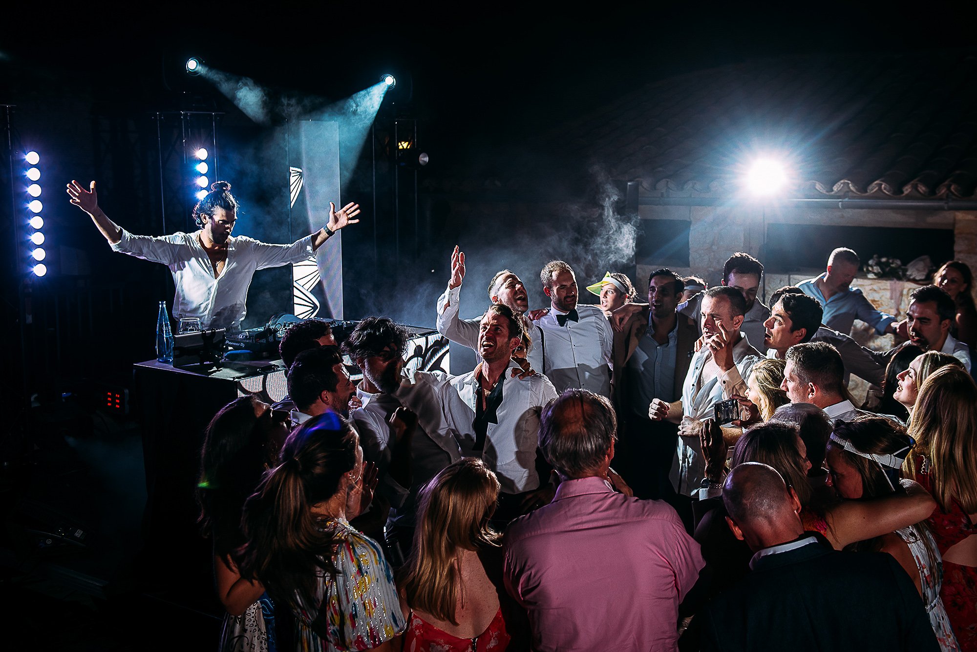  DJ and crowd dancing in Mallorca. 