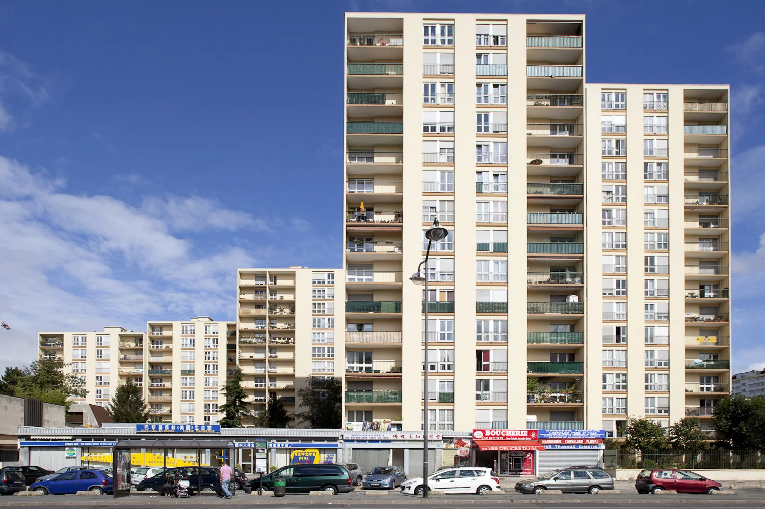25-Ivry sur Seine - Avenue de Verdun - 2011.jpg