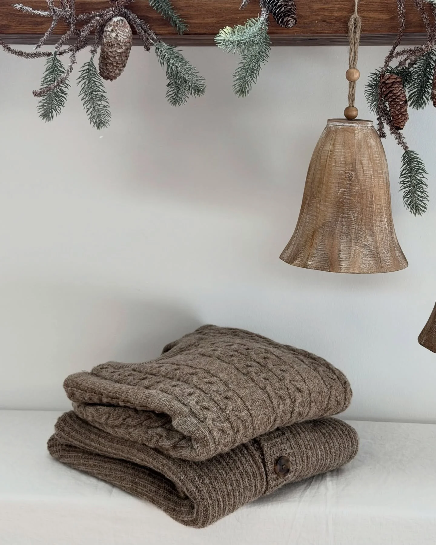 🎁 Looking for the perfect Christmas gift? Swipe left for 10 cozy ideas from our store in Mallorca. Loved by Santa and interior lovers alike ;)

Whether you&rsquo;re shopping for family, friends or that special someone who &ldquo;has everything&rdquo