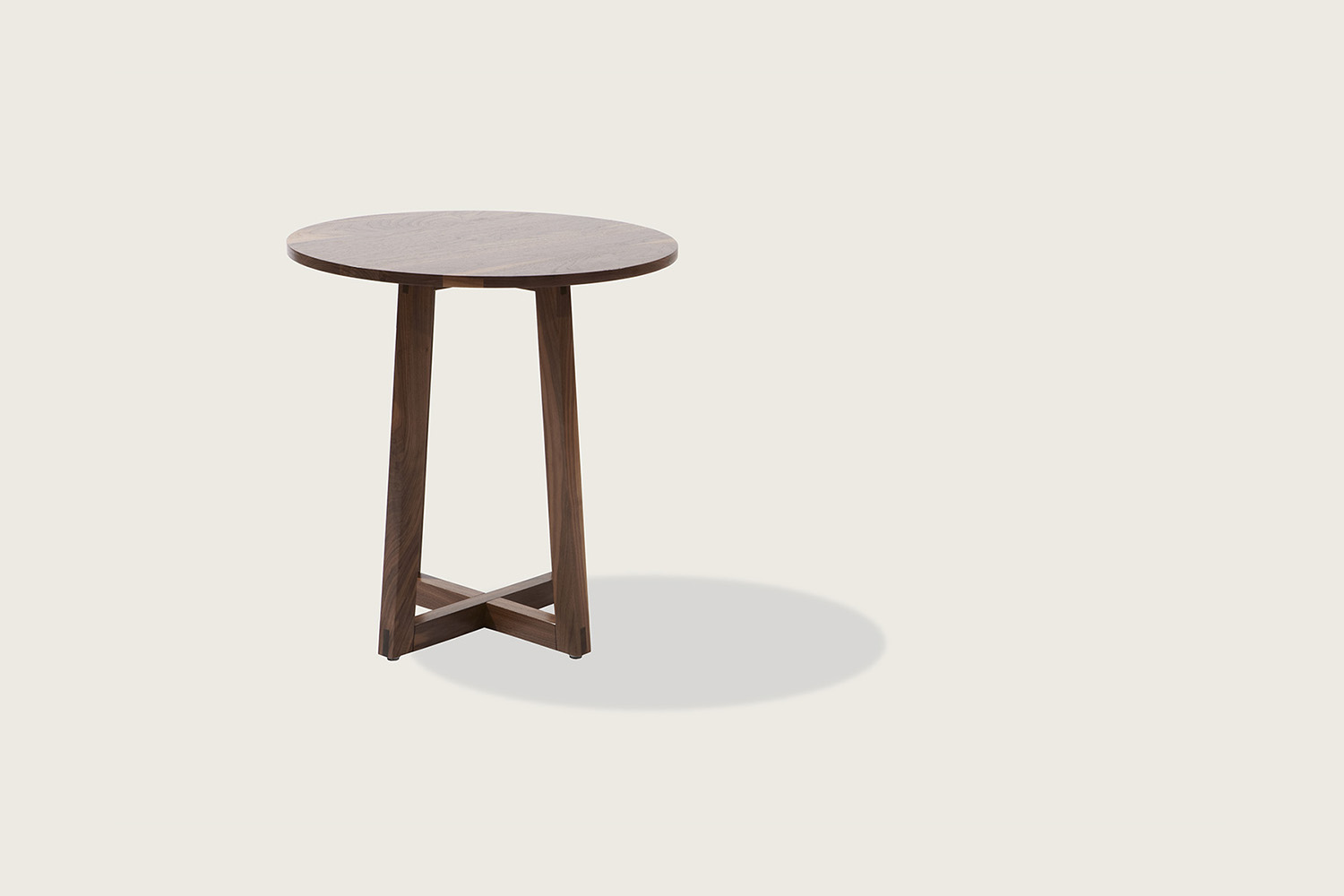 Finn Side Table in solid walnut - Speke Klein