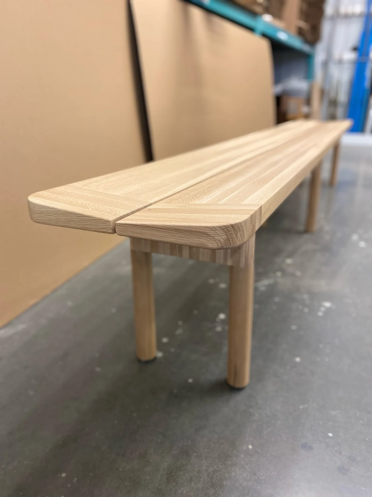 Looking back…custom solid oak bench built for @yabupushelberg 
#customfurnituretoronto #torontointeriordesign #torontodesigner #seating #bench #contractfurniture #residentialdesign #spekekleincustom #canadiandesign #spekeklein