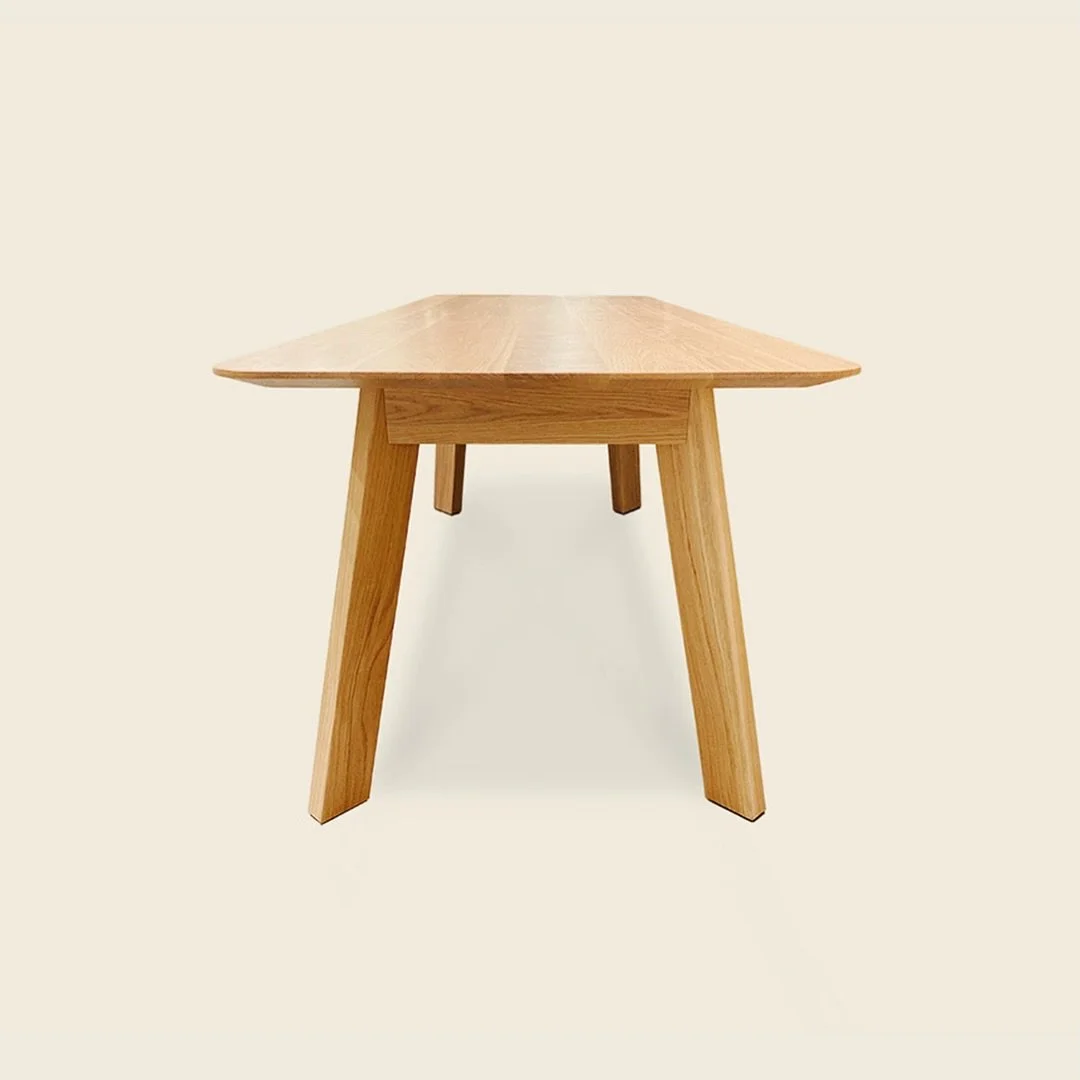 Hooke Table. Solid oak. 
Perfect for working or dining. 

#diningroomtable #officedesign #worktable #diningroom #contractdesign #hospitalitydesign #moderndesign #customfurniture #torontointeriordesigner #canadianfurniture #spekeklein