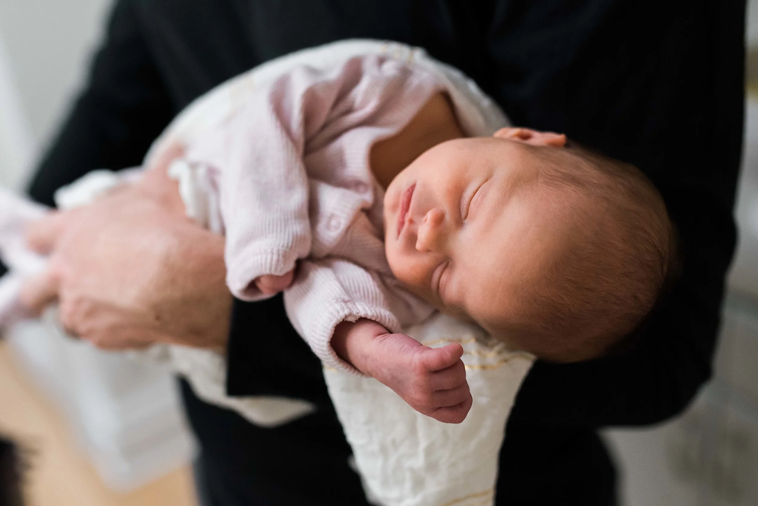 Newborn Fresh 48 Family Photographer NM-19.jpg