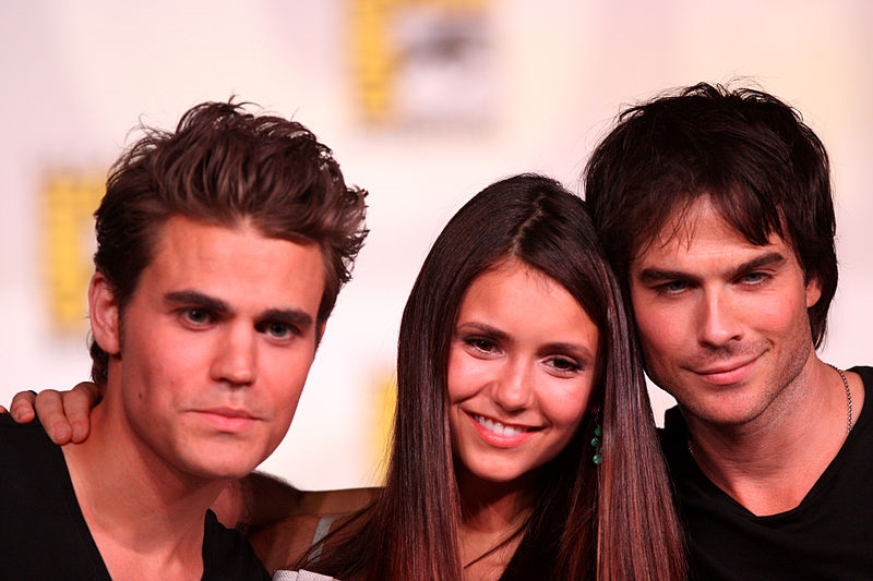 Paul Wesley (Stefan), Nina Dobrev (Elena) and Ian Somerhalder (Damon) at 2012 Comic-Con International. Photo by Gage Skidmore. From Wikimedia Commons.