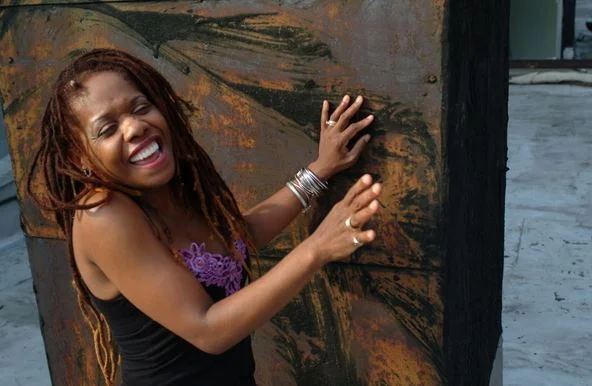 Singers Who Never Stop