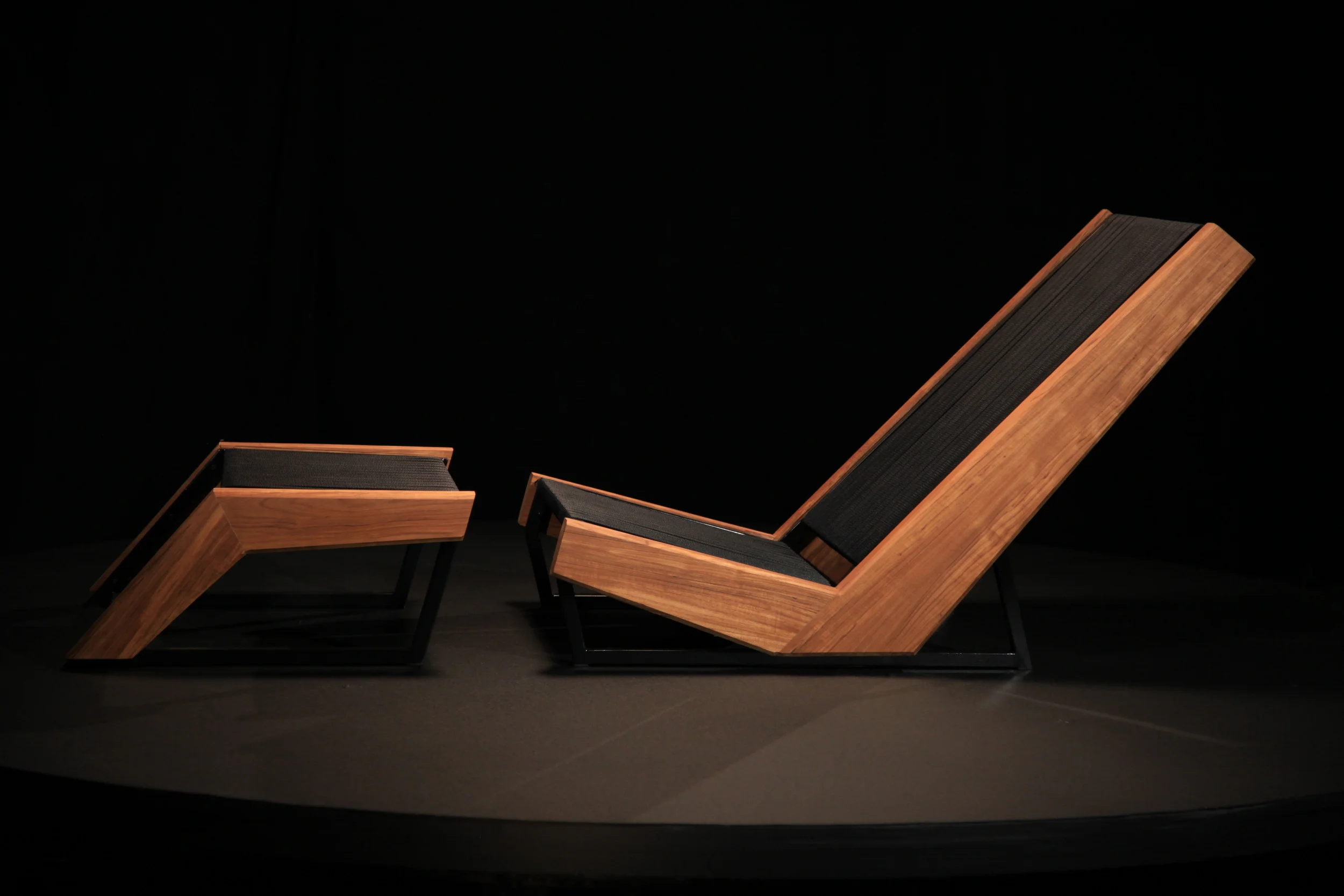 Outdoor Lounge Chair