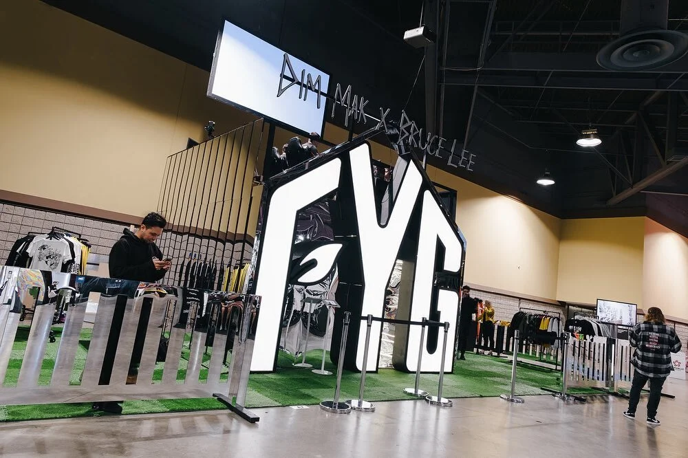 Can the cov&rsquo;s be over already so we can design &amp; build more of these insane trade show set ups!! 🙌🏽 🎥 @joypersecond  @findyourgrind @dimmakcollection @dimmak @brucelee