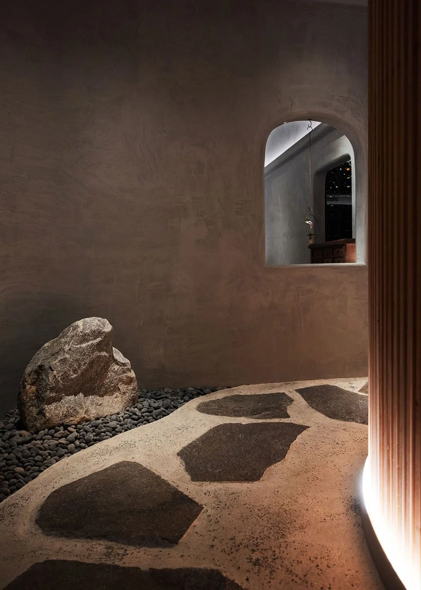 n-naka-entry-interior.jpg
