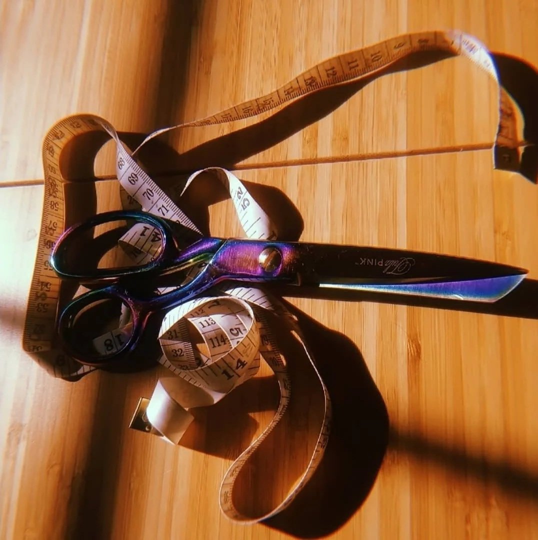 scissors.jpg
