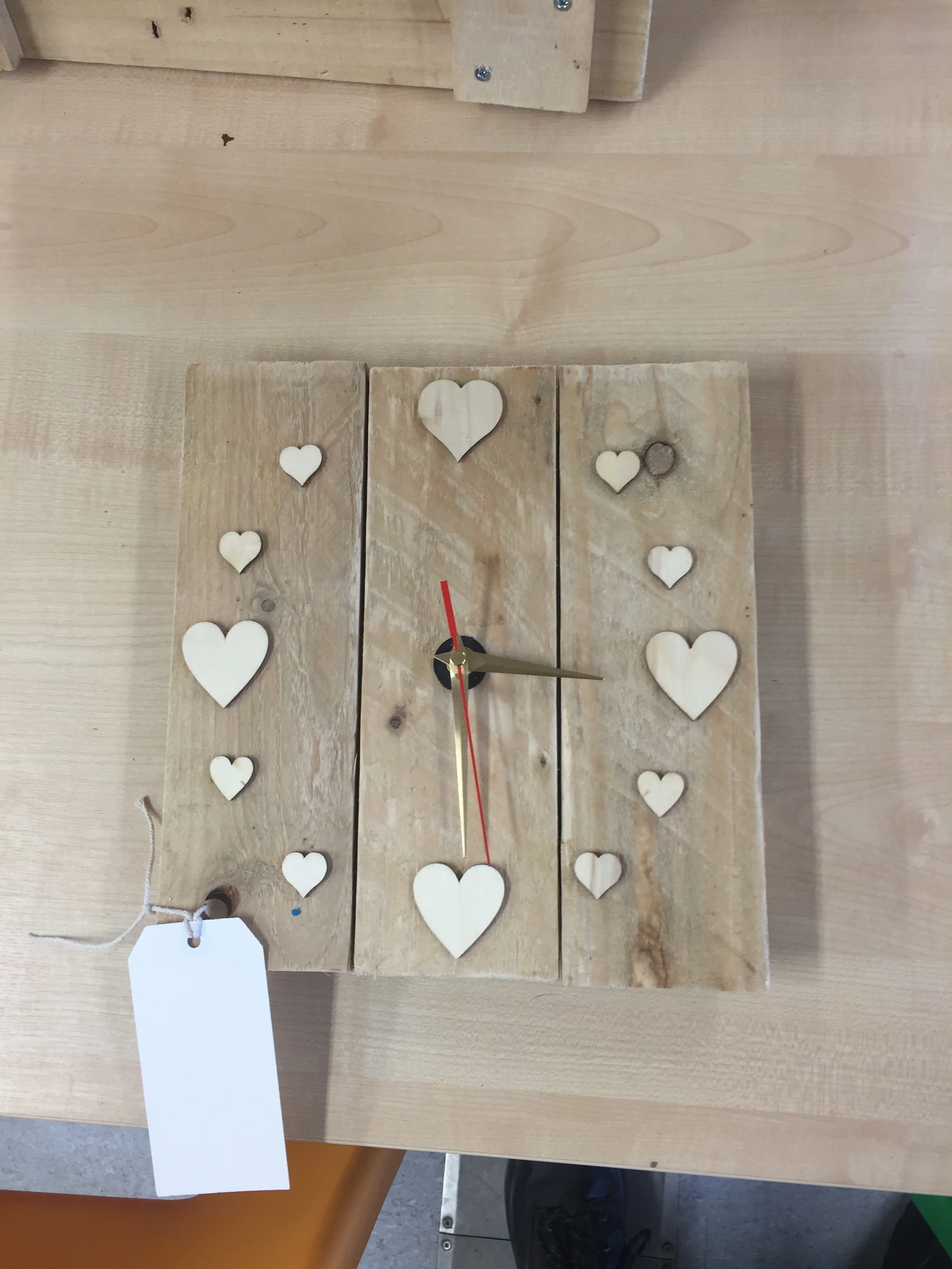 Heart Clock 28x28 cm£15