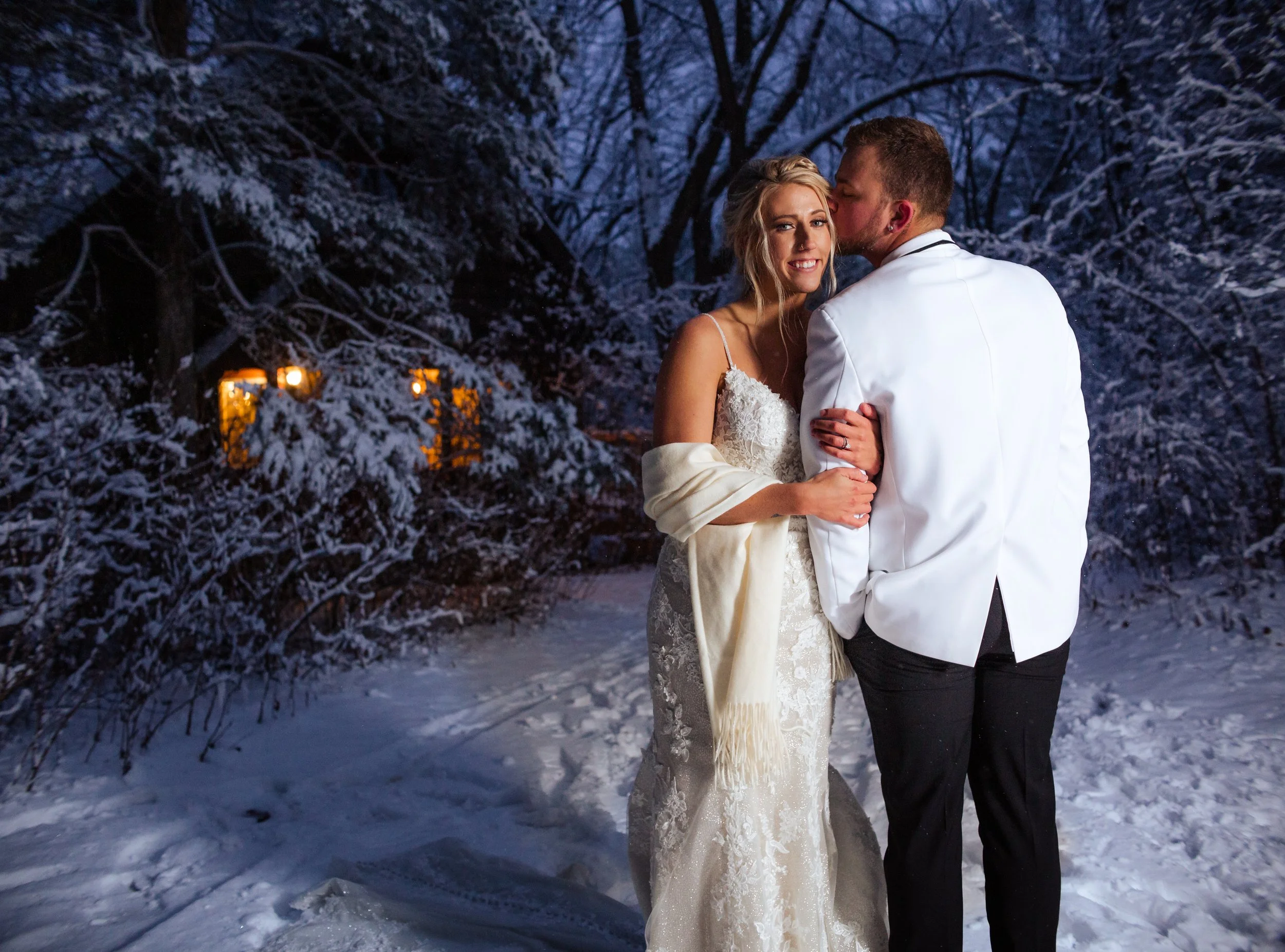 Sam and Isaac Wedding Teasers-37.jpg