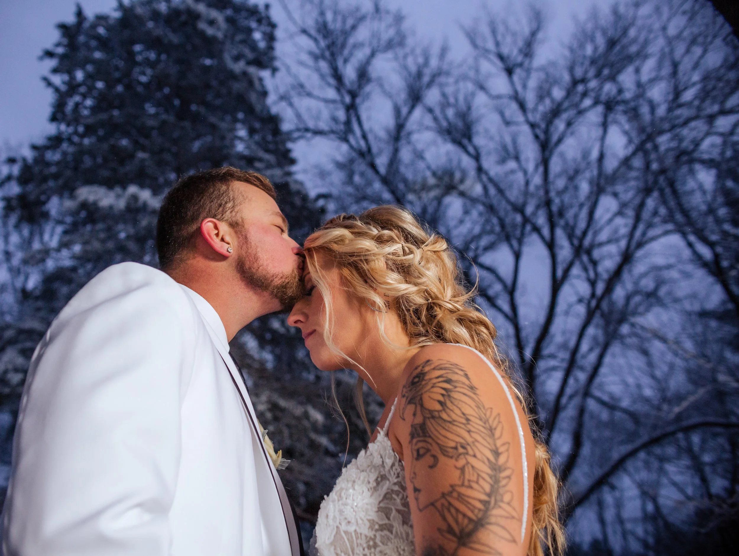 Sam and Isaac Wedding Teasers-35.jpg