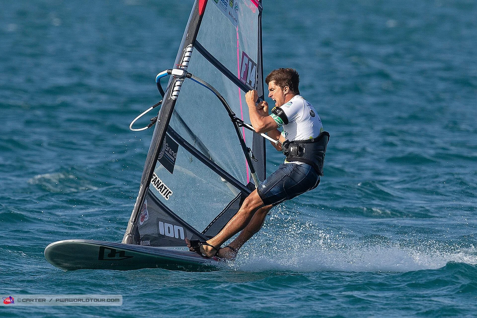 [[ WORLD CHAMPION  /// CHAMPION DU MONDE  ]]