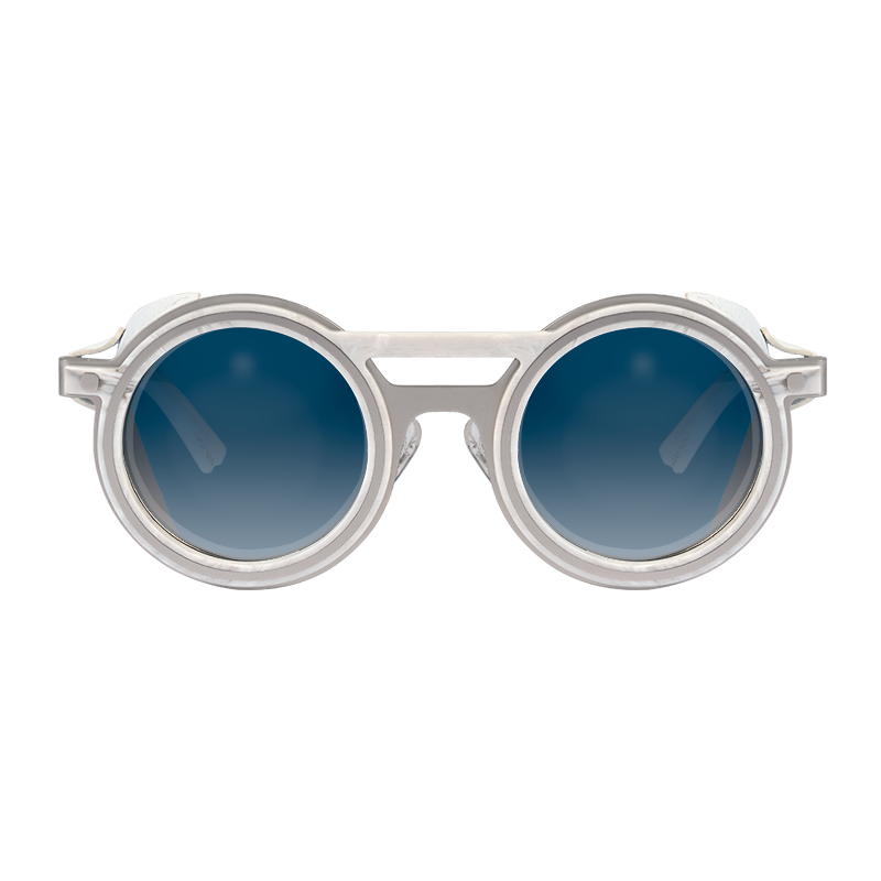 SF_INS102_Front_800ppx_web.png