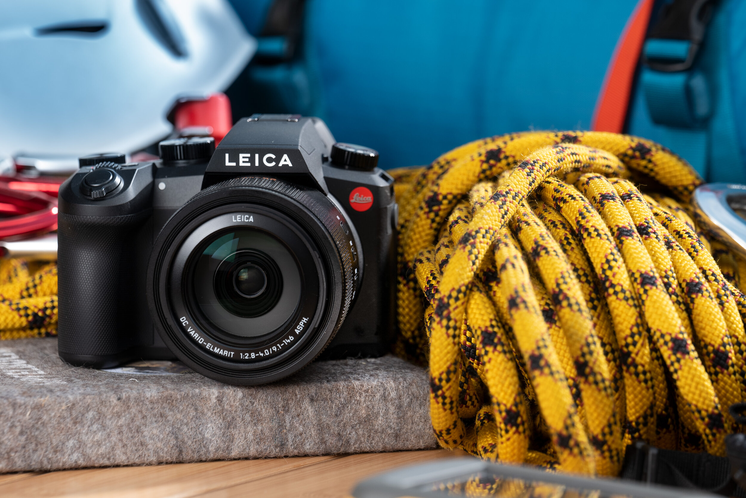 Leica V Lux-111.jpg