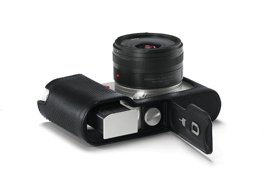 Leica-TL_Protector_black_open_960x640.png