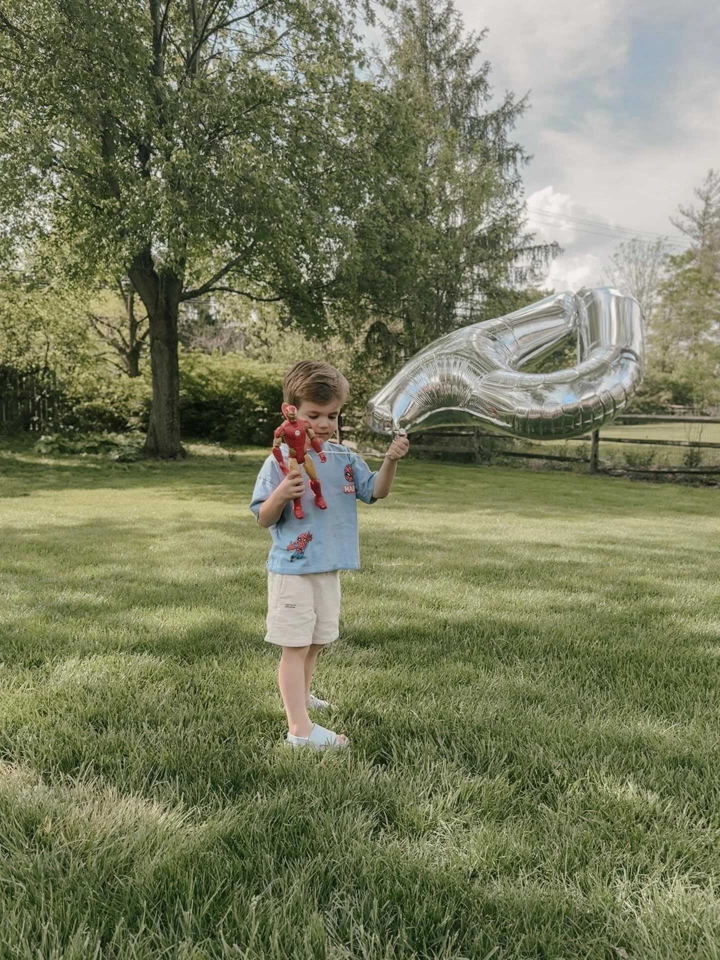 Happy 4th Birthday to our little ball of joy! We celebrated last weekend superhero style ⚡️ William has the best facial expressions, the biggest sweet tooth and the kindest heart 💙 He can pretty much convince us to do anything. We love you, sweet bo