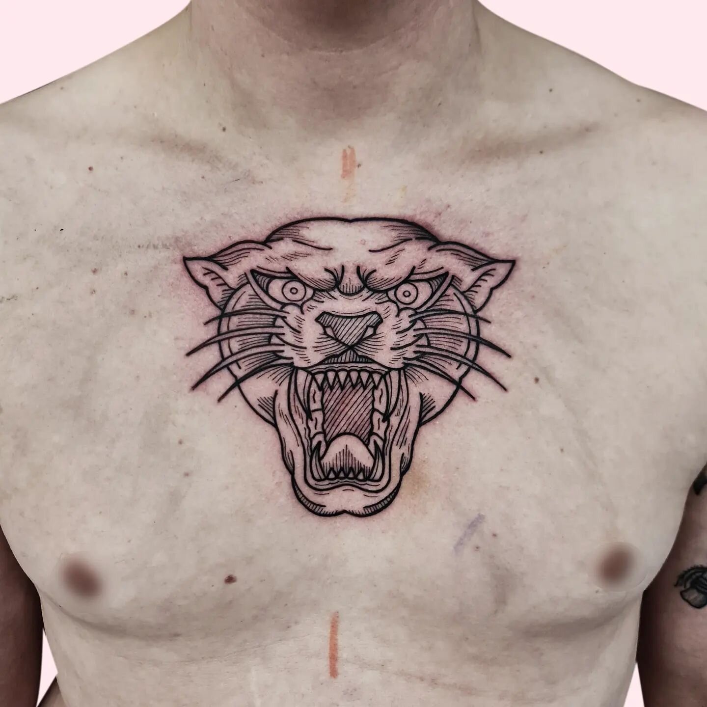 Panther engraved on chest. Create your moodboard and save for inspiration.
---------------------------------------
#flashes #tattooflash #eye #blackwork #flashtattoo #engraving #ink #eyes #art #artwork #eyes #sunday #tattoo #eyeliner #night #blackwor