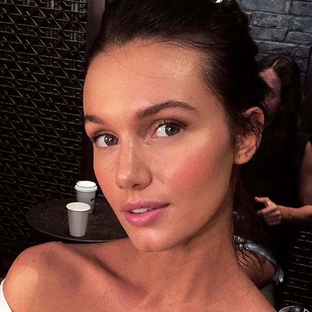 @haileyoutland for last nights @seafollyaustralia show #miamiswimweek makeup executed by me @nicholegarces keyed by Soleil Atiles @glamsquad 
using #maccosmetics face and body &amp; eye brows pencil #narsissist radiant creamy concealer #kevynaucoin c