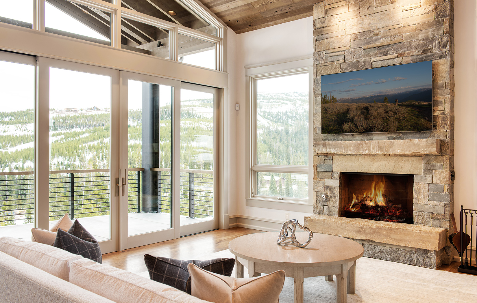 I really enjoyed the big open floor plan of the home. The kitchen, great room and dining room all flowed together seamlessly. 