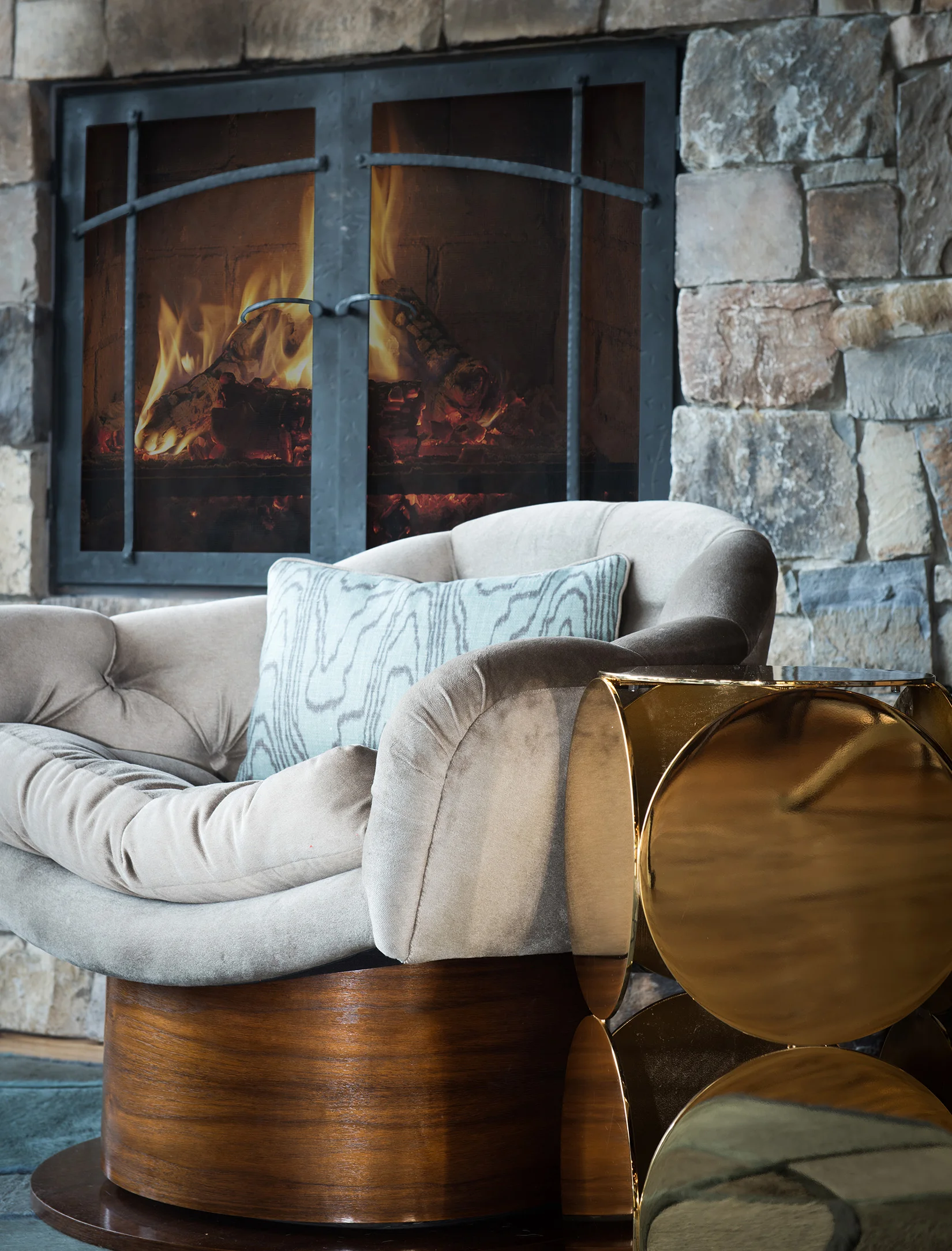 I can envision sitting by the fire drinking in this cozy lounger drinking a hot toddy!
